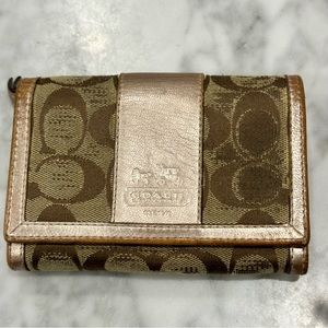 Coach Wallet Rose Pink Leather Brown Fabric zipper Snap